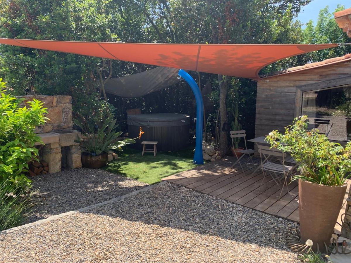 Holiday home Cabanon